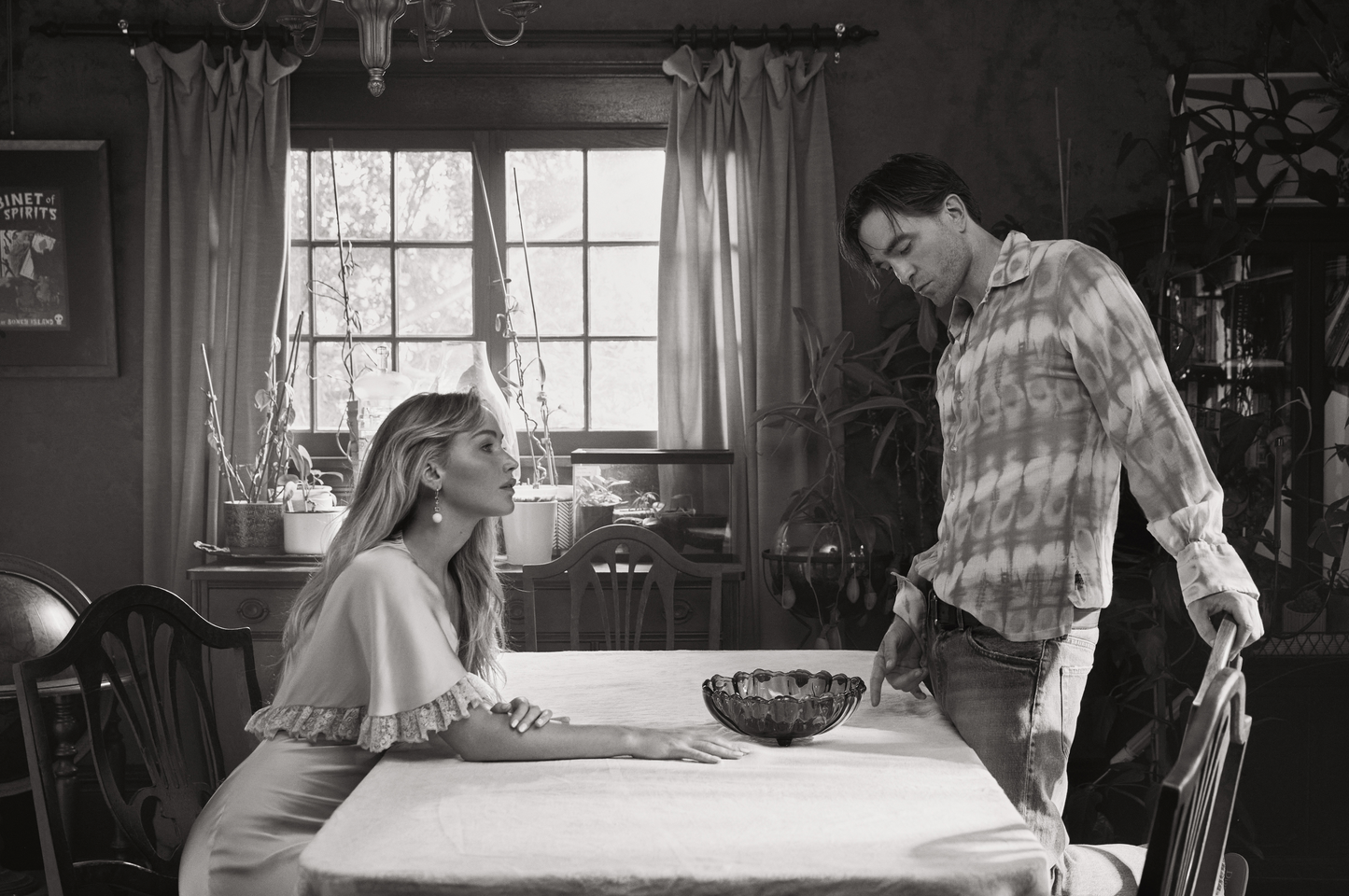 V157: Jennifer Lawrence & Robert Pattinson