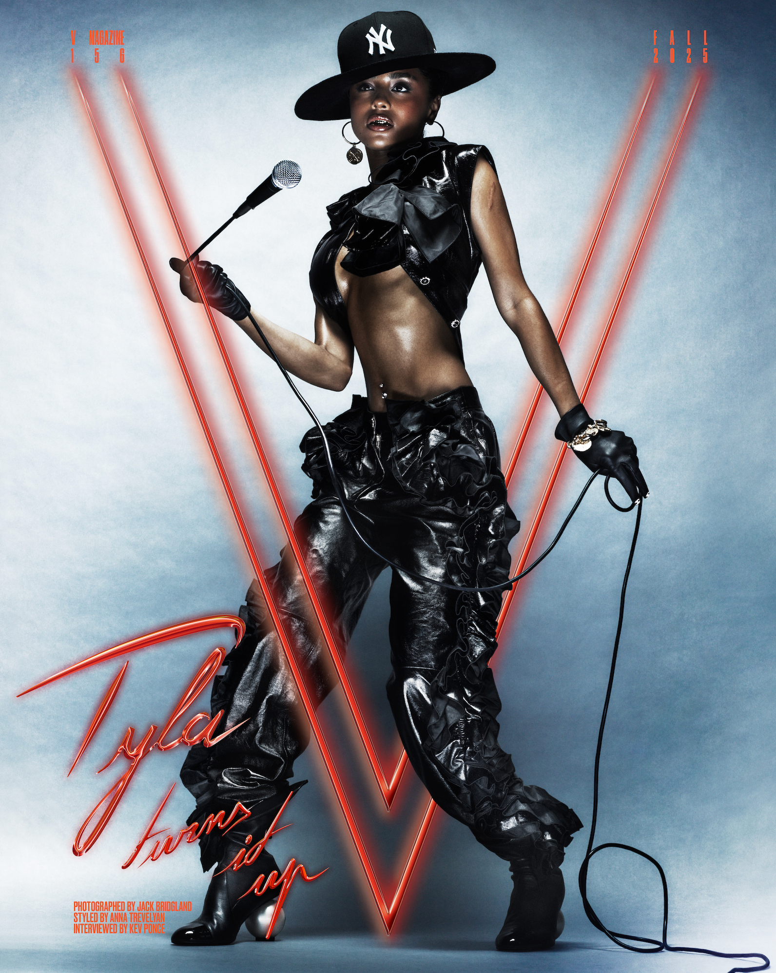 V156: TYLA TURNS IT UP – VMagazine Shop